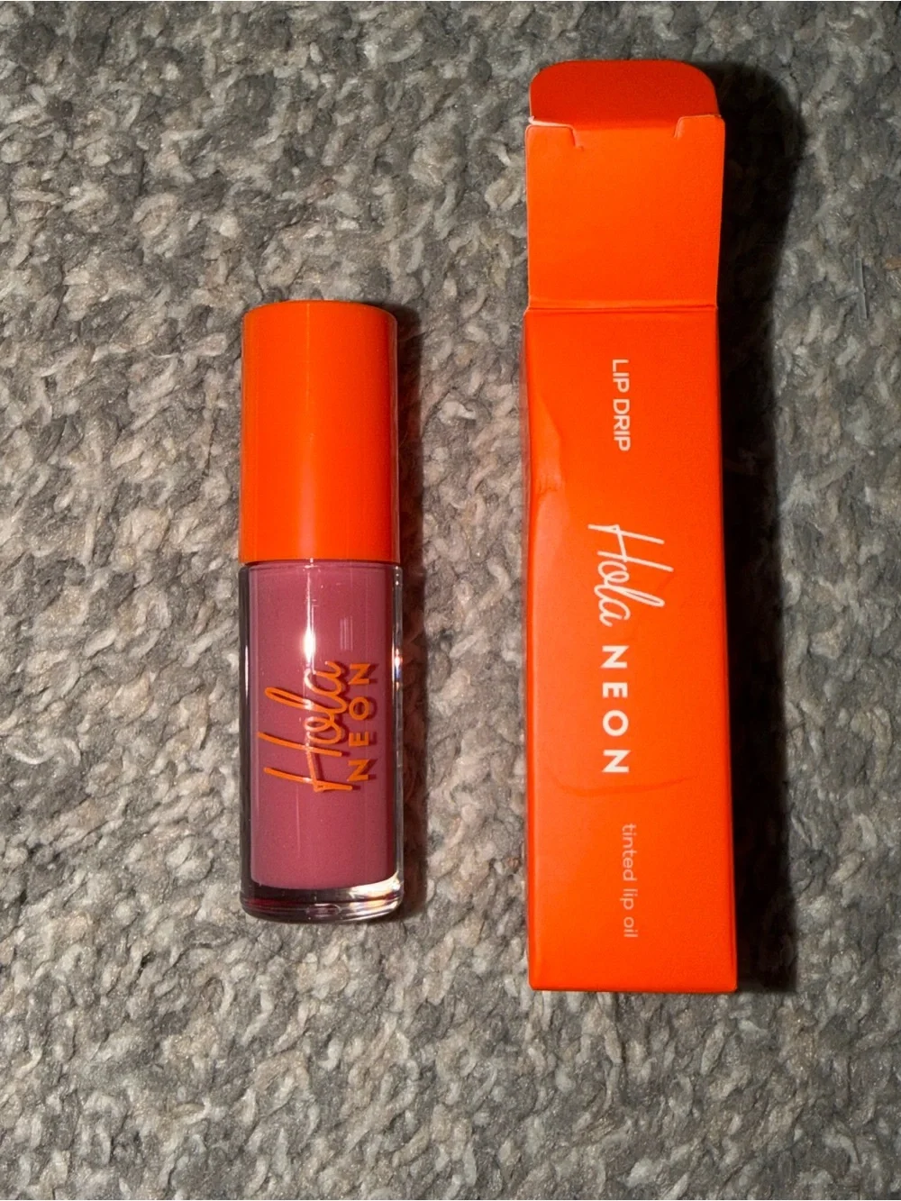 lip drip